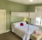 Red Rose Inn Bed & Breakfast hotel detail image 7