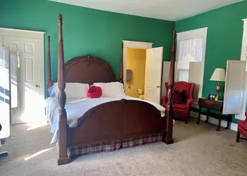 Red Rose Inn Bed & Breakfast hotel thumbnail 8