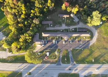 Champlain Motor Inn hotel thumbnail 2