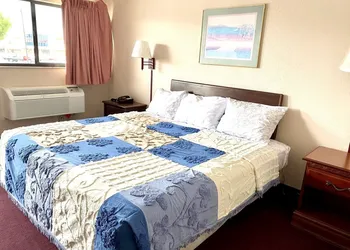 Regency Inn hotel thumbnail 6