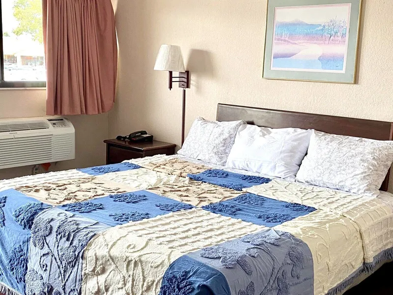 Regency Inn hotel detail image 6