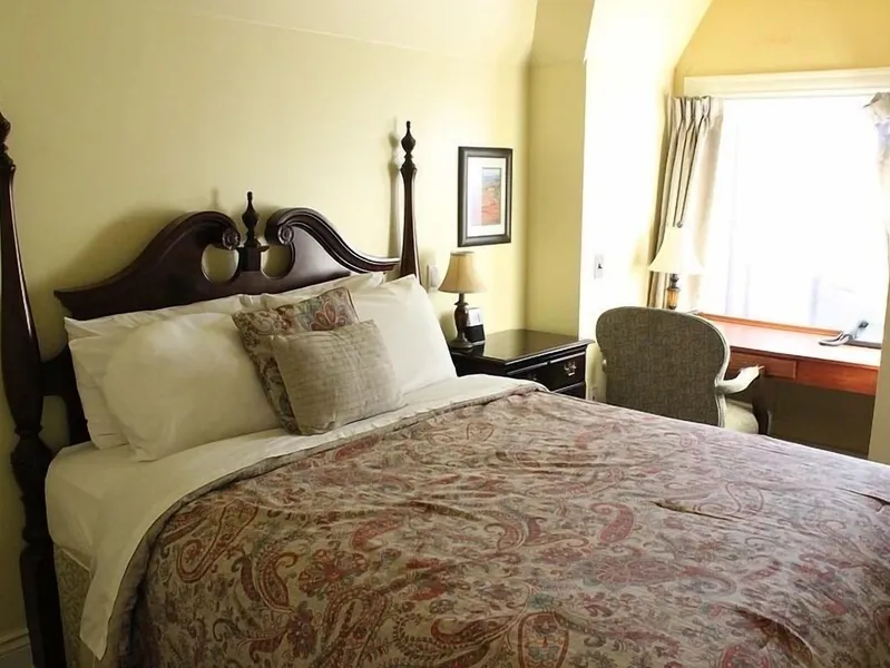 Clocktower Inn hotel detail image 6