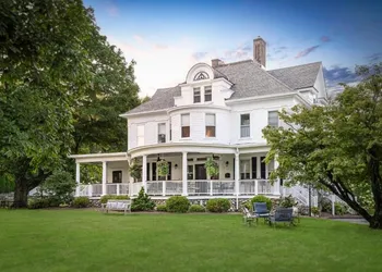 West Lane Inn hotel thumbnail 2