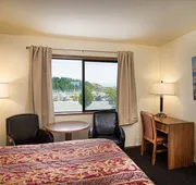 Cap Sante Inn hotel detail image 3