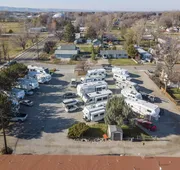 Holiday Motel & RV Park hotel detail image 7