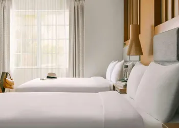 Sonder The Abbey hotel thumbnail 2
