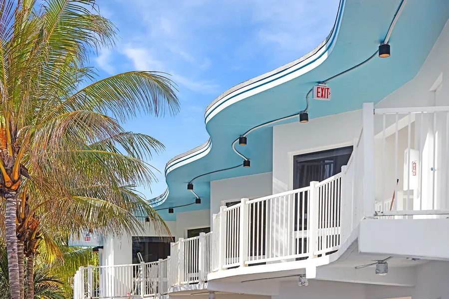 Ocean Treasure Beachside Suites hotel detail image 2