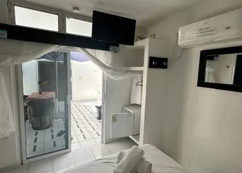 Vayor Hotel & Suites hotel thumbnail 7