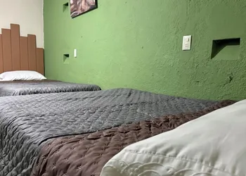 Hostal el Alebrije hotel thumbnail 3