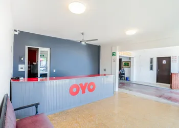 OYO Hotel Cristal hotel thumbnail 7