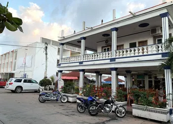Hotel Fenix hotel thumbnail 3