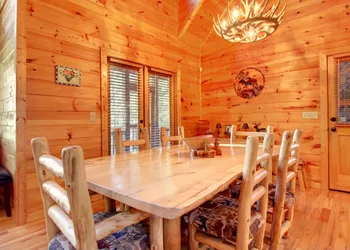 Crockett Mountain Lodge hotel thumbnail 8