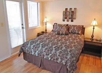 Lake Arrowhead Element hotel thumbnail 2