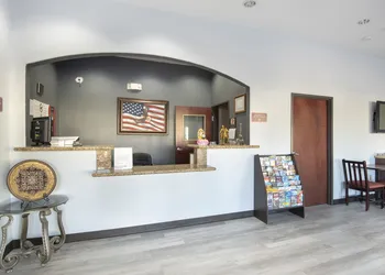 OYO Townhouse Clute Lake Jackson hotel thumbnail 5