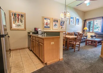 Arapahoe Lodge #8102 by Summit County Mountain Retreats hotel thumbnail 6