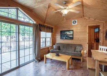 Pine Haven Campground hotel thumbnail 6