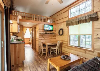Pine Haven Campground hotel thumbnail 7