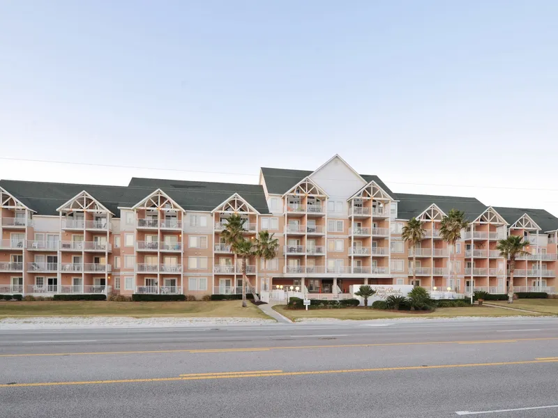 Grand Beach Condominiums by Wyndham Vacation Rentals hotel detail image 2