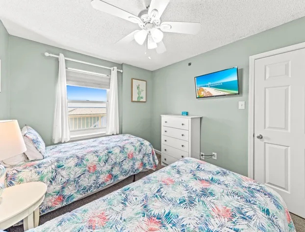 Tradewinds Unit 406 hotel detail image 4