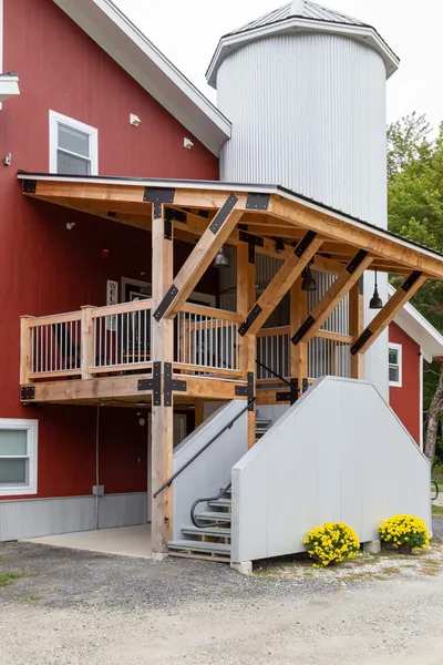 Mad River Lodge hotel detail image 2