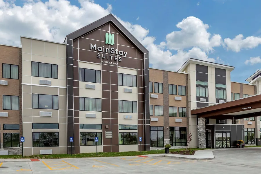 MainStay Suites Waukee - West Des Moines hotel detail image 2