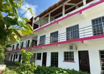 Casa Bugambilias hotel thumbnail 2