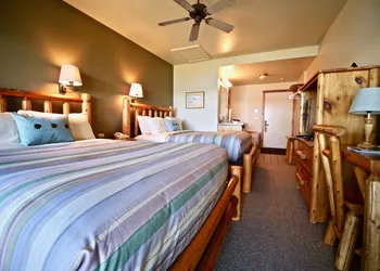 Whaleback Inn hotel thumbnail 5