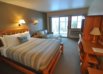 Whaleback Inn hotel thumbnail 6