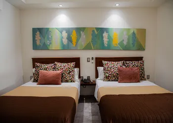 Hotel Luna Inn hotel thumbnail 7
