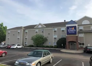 InTown Suites Extended Stay Cincinnati OH - Fairfield hotel thumbnail 3
