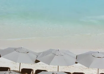 Cuxos Hotel Beachfront hotel thumbnail 8