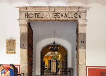 Hotel Boutique Casa Zevallos hotel thumbnail 8