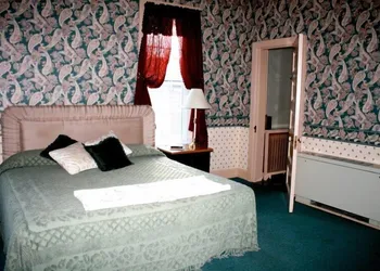 The Cozy Afghan Bed & Breakfast hotel thumbnail 8