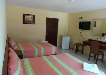 Hotel Granada hotel thumbnail 4
