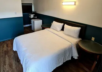 The Voy hotel thumbnail 7