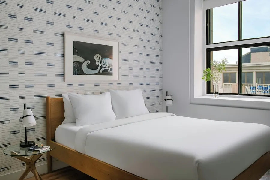 Sonder by Marriott Bonvoy Le Victoria Apartments Old Montreal hotel detail image 6
