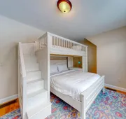 61 East Field Road hotel detail image 4