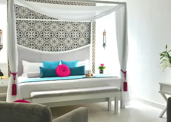Unic Design Hotel - Near Mamitas Beach Club hotel thumbnail 7