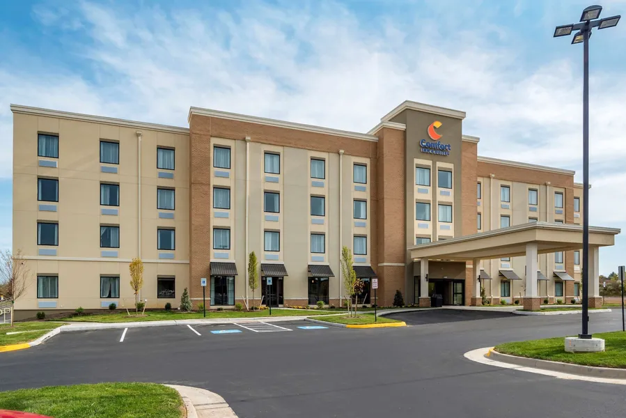 Comfort Inn & Suites Winchester hotel detail image 2