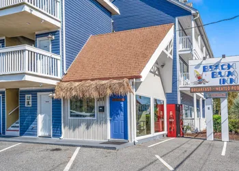 Beach Bum Inn hotel thumbnail 5