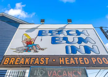 Beach Bum Inn hotel thumbnail 7