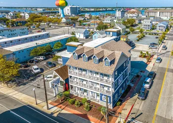 Beach Bum Inn hotel thumbnail 8