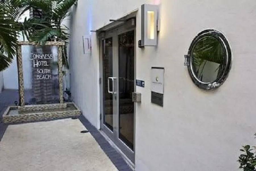 Ocean Drive Studios Beach Front hotel detail image 6