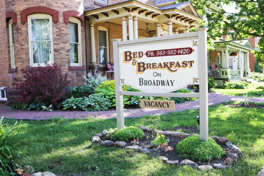 B&B on Broadway hotel detail image 2