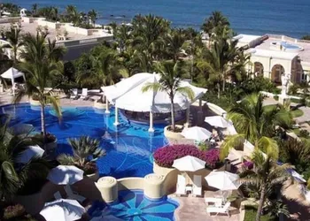 Condo EM hotel thumbnail 3