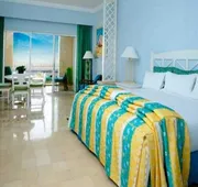 Condo EM hotel detail image 5