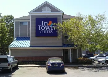 InTown Suites Extended Stay Newport News VA - North hotel thumbnail 2