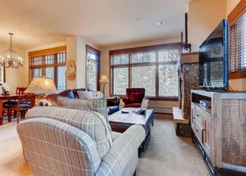 Premier 3 Bedroom Ski in, Ski out Lone Eagle Condo With the Best Access to Skiing in Keystone hotel thumbnail 4