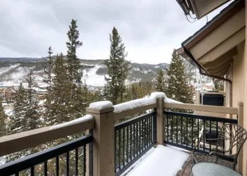 Premier 3 Bedroom Ski in, Ski out Lone Eagle Condo With the Best Access to Skiing in Keystone hotel thumbnail 7