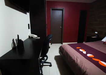 Casa Cacho hotel thumbnail 6